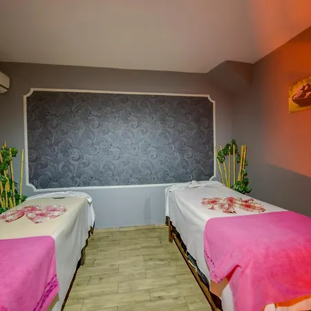 Fora Hotel